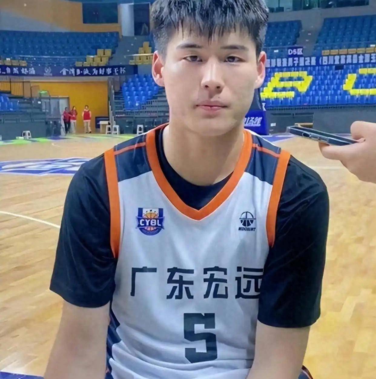 广东队大获全胜，实力碾压对手的简单介绍